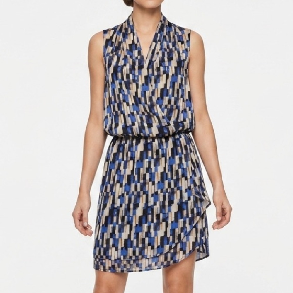 WHITE HOUSE | BLACK MARKET Geometric Faux Wrap Surplice Contemporary Mini Dress